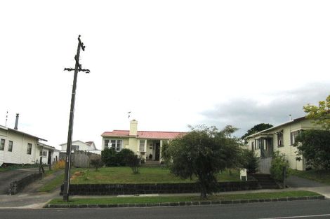 Photo of property in 51 Walmer Road, Point Chevalier, Auckland, 1022