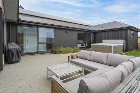 Photo of property in 69 Jack Hanley Drive, Jacks Point, Queenstown, 9371