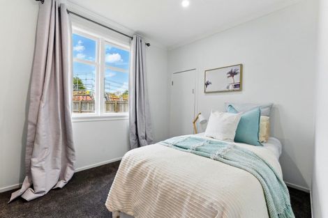 Photo of property in 12 Denbigh Place, Awapuni, Palmerston North, 4412