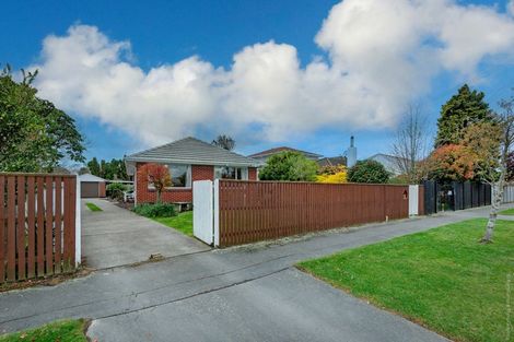 Photo of property in 8 Cranbrook Avenue, Burnside, Christchurch, 8053