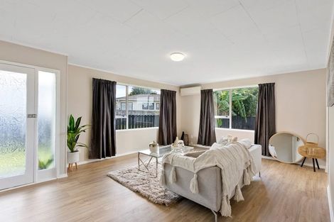 Photo of property in 39 Court Town Close, Mangere, Auckland, 2022
