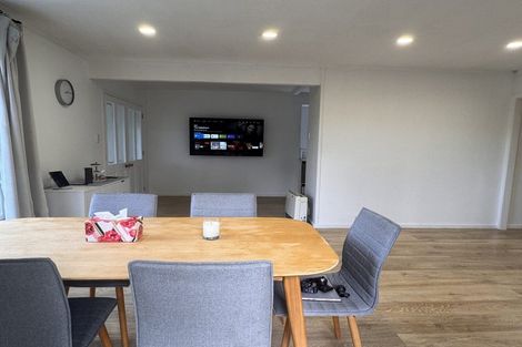 Photo of property in 39 Redwing Street, Browns Bay, Auckland, 0630