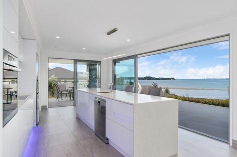 Photo of property in 10 Edmondson Lane, Omokoroa, 3114