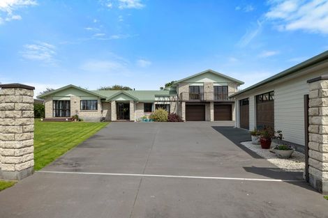 Photo of property in 544 Manutahi Road, Lepperton, New Plymouth, 4373