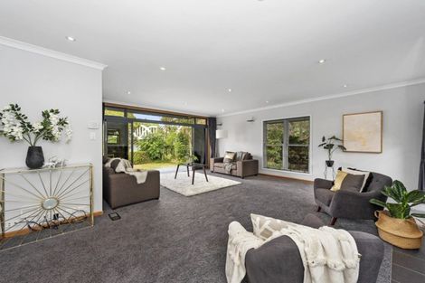 Photo of property in 527 River Road, Fairfield, Hamilton, 3214