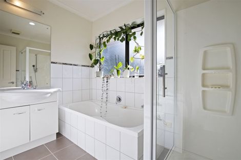 Photo of property in 402d Awhitu Central Road, Awhitu, Waiuku, 2684