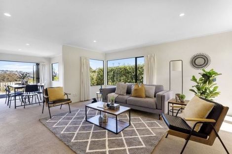 Photo of property in 5 Padstow Place, Camborne, Porirua, 5026