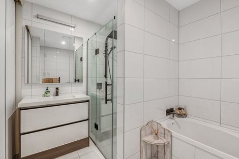 Photo of property in 206/252 Centreway Road, Orewa, 0931