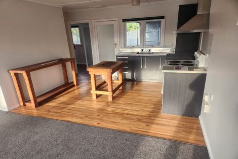 Photo of property in 35 Pukeko Place, Westshore, Napier, 4110