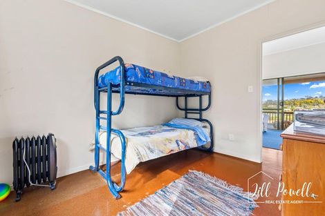 Photo of property in 13 Moana Road, Tinopai, 0593