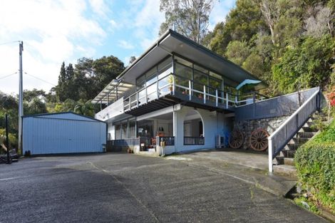 Photo of property in 6a Birch Terrace, Birchville, Upper Hutt, 5018