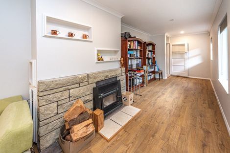 Photo of property in 31 Kent Road, Saint Johns Hill, Whanganui, 4501
