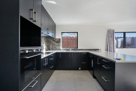 Photo of property in 112a Longford Park Drive, Takanini, 2112