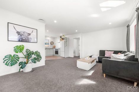 Photo of property in 19 Phar Lap Grove, Trentham, Upper Hutt, 5018