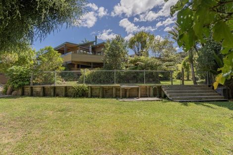 Photo of property in 3 Puriri Place, Whitianga, 3510