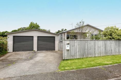 Photo of property in 5 Old South Road, Okato, 4335