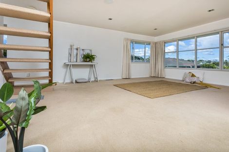 Photo of property in 2/13 Manuka Road, Bayview, Auckland, 0629