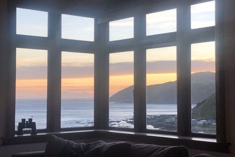 Photo of property in 155 Severn Street, Island Bay, Wellington, 6023