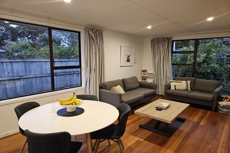 Photo of property in 7 Sullivan Avenue, Mangere Bridge, Auckland, 2022