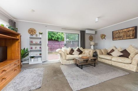 Photo of property in 1/43 Don Buck Road, Massey, Auckland, 0614