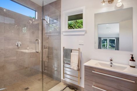 Photo of property in 16 Ao Marama Place, Kerikeri, 0294