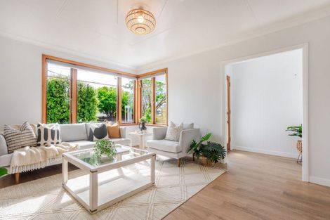 Photo of property in 43 Swinburn Street, Dannevirke, 4930