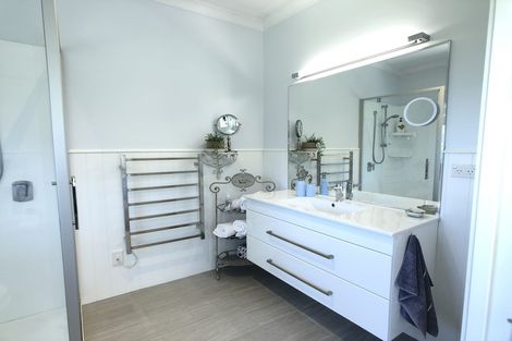 Photo of property in 761 Main North Road, Bay View, Napier, 4182