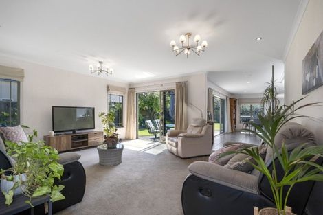 Photo of property in 23 Inverness Drive, Pyes Pa, Tauranga, 3112