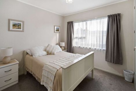 Photo of property in 44 Dickens Street, Owhata, Rotorua, 3010