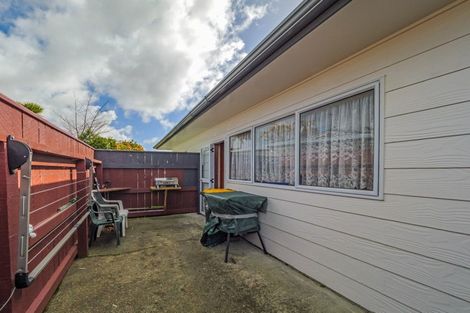 Photo of property in 2 Hughes Court, Pahiatua, 4910