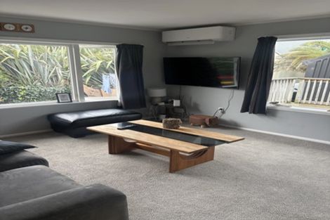 Photo of property in 11 Frederick Street, Paraparaumu Beach, Paraparaumu, 5032