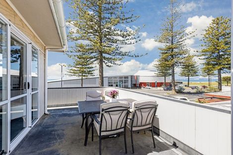 Photo of property in 473 Marine Parade, Napier South, Napier, 4110