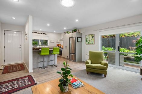 Photo of property in 5b Burn Road, Lynmore, Rotorua, 3010