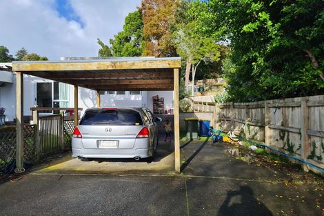 Photo of property in 2/79 Mountbatten Avenue, Hillcrest, Auckland, 0627