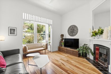Photo of property in 71 Honiana Te Puni Street, Aro Valley, Wellington, 6021