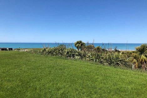 Photo of property in 23 Rochdale Road, Riversdale Beach, Masterton, 5872