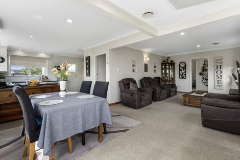 Photo of property in 2 Rimu Street, Gate Pa, Tauranga, 3112