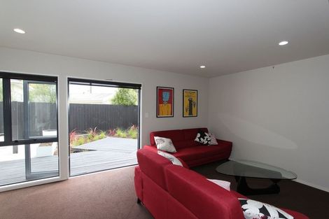 Photo of property in 2/56 London Street, Richmond, Christchurch, 8013