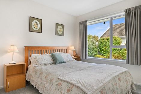 Photo of property in 17 Fern Drive, Halswell, Christchurch, 8025