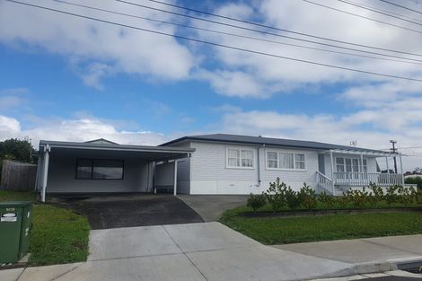 Photo of property in 99 Tiroroa Avenue, Te Atatu South, Auckland, 0610