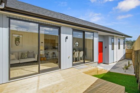 Photo of property in 91 Matakohe Road, Westgate, Auckland, 0814