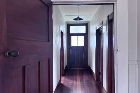 Photo of property in 5 Moa Crescent, Frankton, Hamilton, 3204