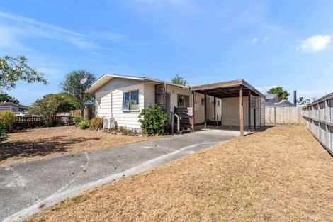 Photo of property in 12 Moki Place, Ruakaka, 0116