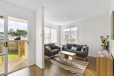 Photo of property in 1/18 Trimdon Street, Randwick Park, Auckland, 2105