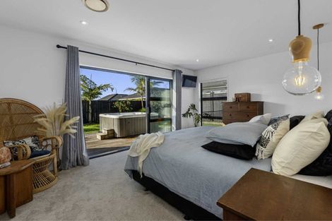 Photo of property in 8 Senecio Way, Papamoa Beach, Papamoa, 3118