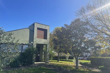 Photo of property in 3 Puma Drive, Golflands, Auckland, 2013