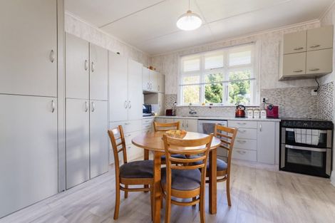 Photo of property in 16 Braeside, Kinmont Park, Mosgiel, 9024