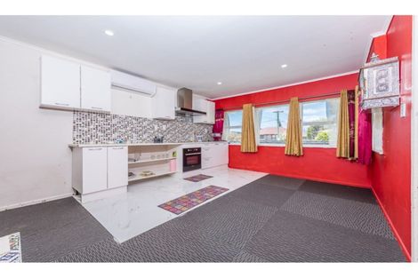 Photo of property in 1/18 Sheehan Avenue, Papakura, 2110