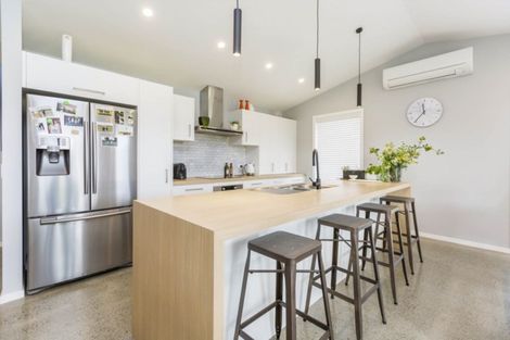 Photo of property in 36 Hopkirk Avenue, Wallaceville, Upper Hutt, 5018