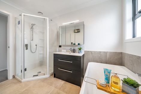 Photo of property in 36c Shakespeare Avenue, Trentham, Upper Hutt, 5018